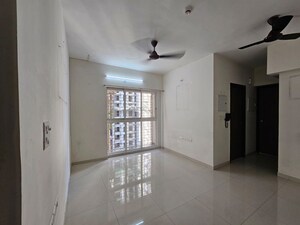 1 BHK Apartment For Rent in Lodha Amara, Kolshet Road