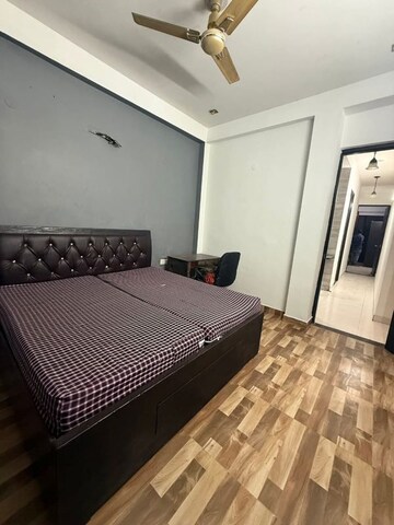 Bedroom in 2 BHK Builder Floor at Sector 52 – for Rent