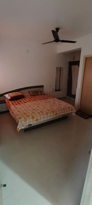 2 BHK Apartment For Rent in Satellite