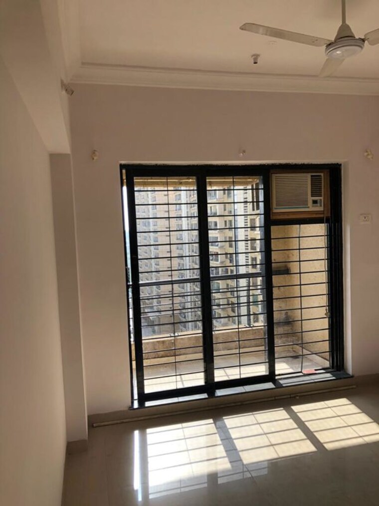 Room, k-raheja-interface-heights 2 Bedroom 680 Sq.Ft. Apartment In Malad West Mumbai 9970227