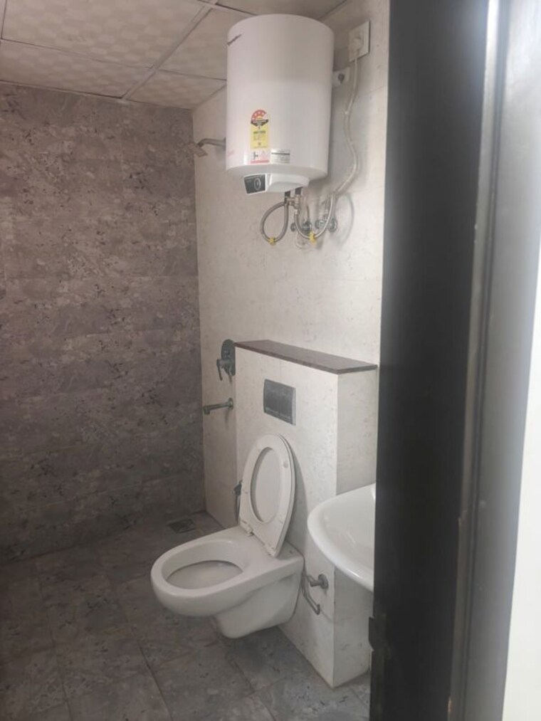 Bathroom, omaxe-royal-residency-faridabad 3 Bedroom 1925 Sq.Ft. Apartment In Sector 79 Faridabad 9970291