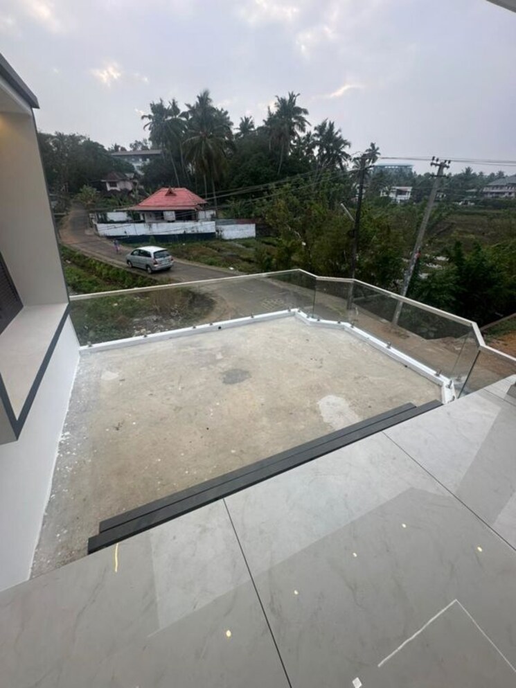 Balcony, cheroor 5 Bedroom 2200 Sq.Ft. Independent House In Cheroor Thrissur 9970301