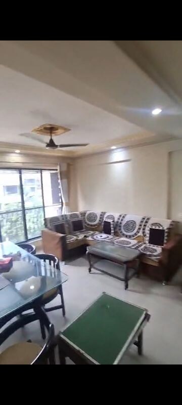Living Room in 3 BHK Apartment at Malad East – for Rent