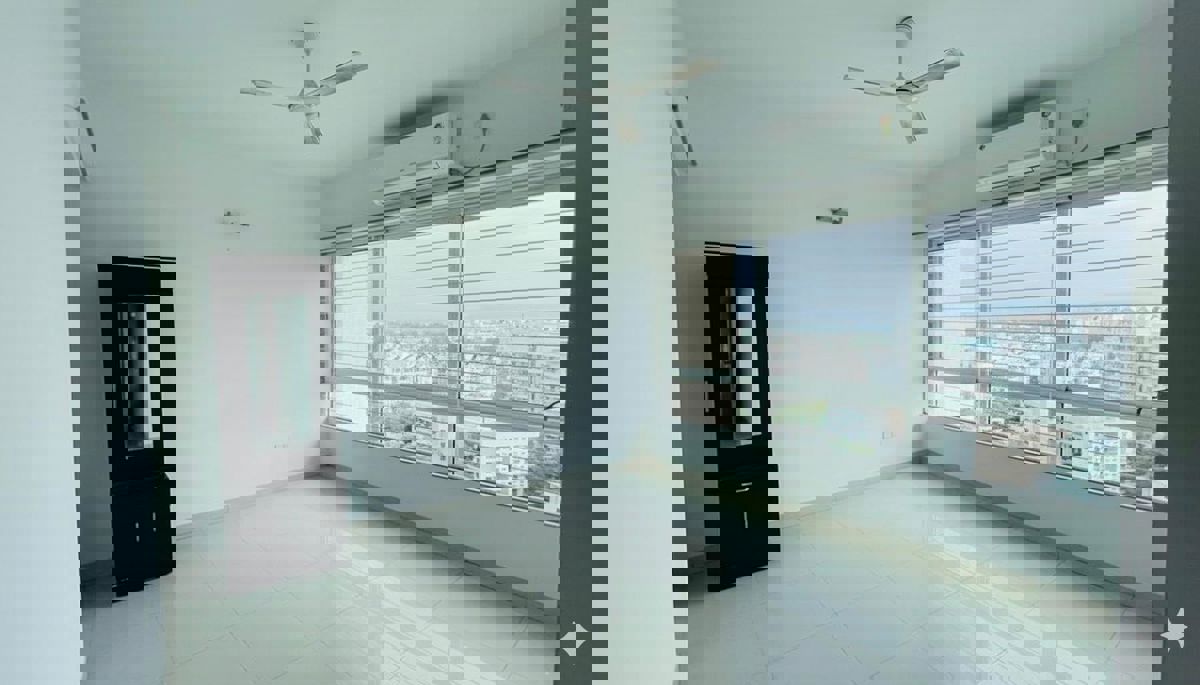 4 BHK + Pooja Room 2200 Sq.Ft. Apartment in Amanora Adreno Towers