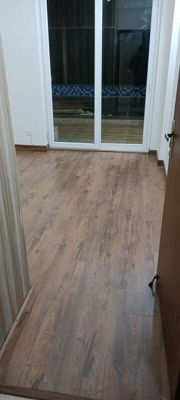 Balcony in 3 BHK Builder Floor at Puri Anand Villas Phase II, Sector 81 – for Rent