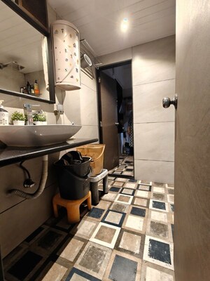 Bathroom in 1 BHK Apartment at Chembur – for Rent