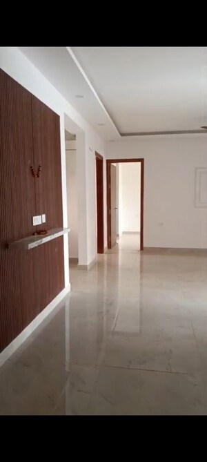 4 BHK Apartment For Rent in Uninav Utopia, Morti