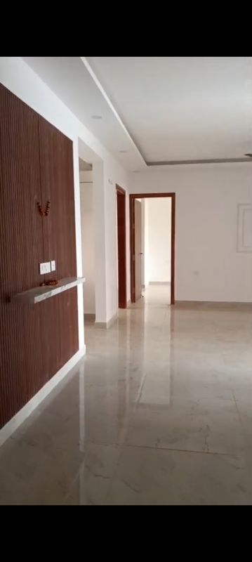 4 BHK + Servant Room Apartment For Rent in Uninav Utopia