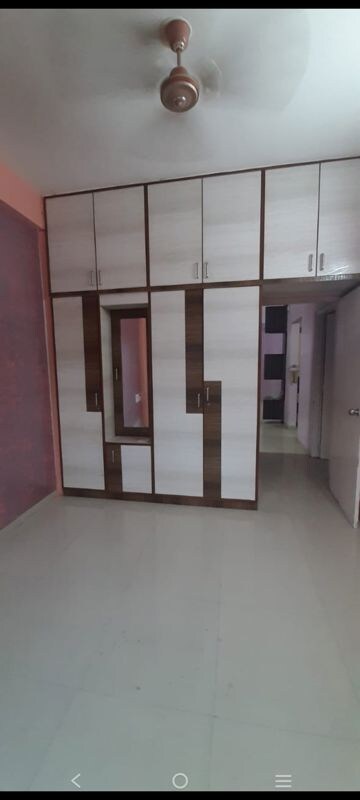 Room in 2 BHK Apartment at JP Iscon Flower, Bopal – for Rent