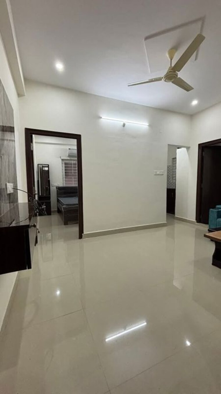 Room, balewadi-plaza 2 Bedroom 1200 Sq.Ft. Apartment In Balewadi Pune 9970344