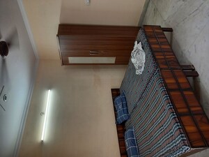 Furnished Amenities in 1 BHK Independent House at Mini Mig Flat, Indrapuram – for Rent