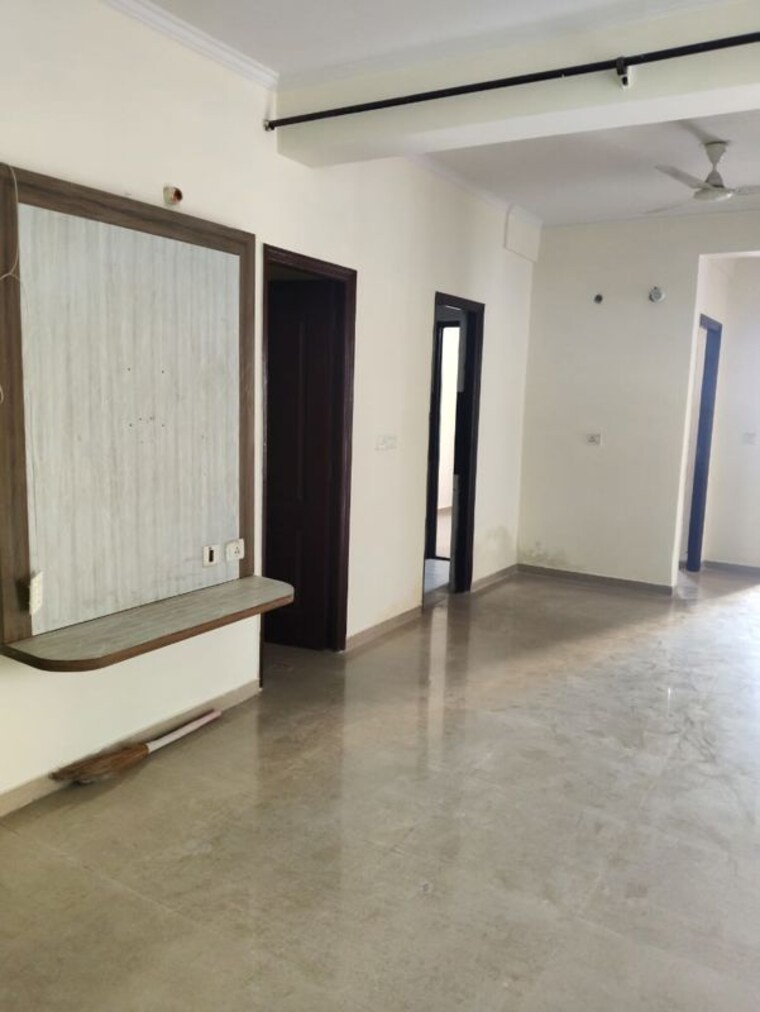 undefined, raj nagar extension 3 Bedroom 1650 Sq.Ft. Apartment In Raj Nagar Extension Ghaziabad 9970361