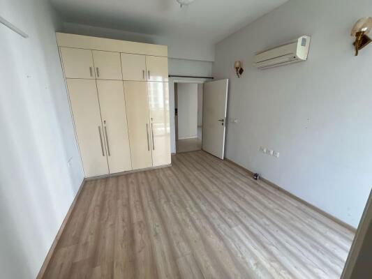 3 BHK + Servant Room 2078 Sq.Ft. Apartment in DLF The Ultima