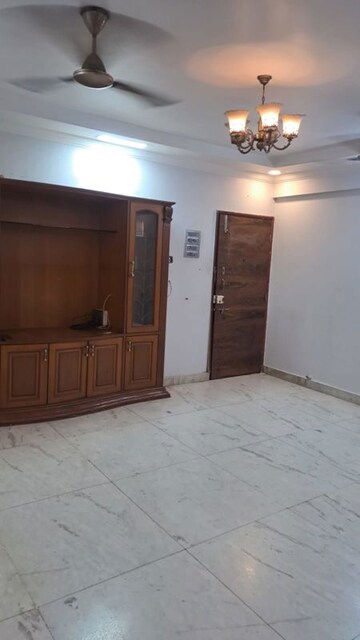 Room in 2 BHK Apartment at Neelkanth Heights Shivai Nagar, Shivai Nagar – for Rent