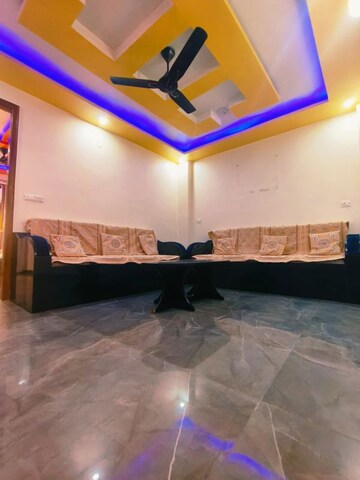 Bedroom in 3 BHK Builder Floor at Dwarka Mor – for Rent