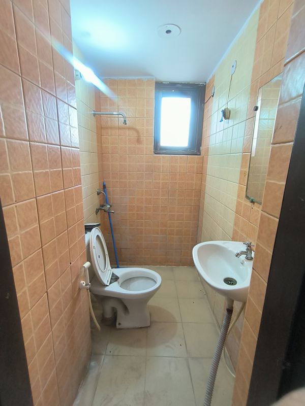 1 RkBuilder Floor For Rent in RWA Apartments Sector 50
