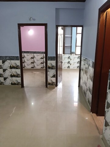 Room in 1 BHK Builder Floor at Neb Sarai – for Rent