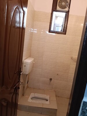Bathroom in 1 BHK Builder Floor at Neb Sarai – for Rent