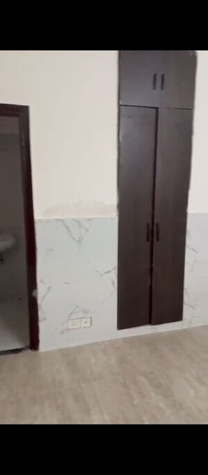 Furnished Amenities in 3 BHK Builder Floor at Sector 84 – for Sale