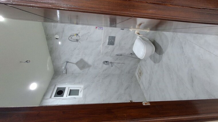 Bathroom, bptp-district-3 3 Bedroom 150 Sq.Ft. Builder Floor In Sector 85 Faridabad 9970459