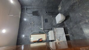 Furnished Amenities in 3 BHK Builder Floor at BPTP District 3, Sector 85 – for Sale