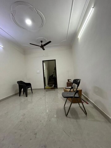 Team Area in 3 BHK Independent House at Rohini Sector 8 – for Rent