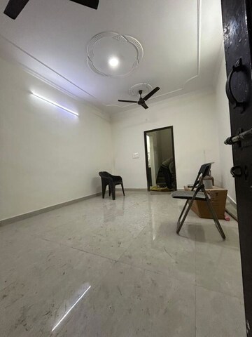 Team Area in 3 BHK Independent House at Rohini Sector 8 – for Rent