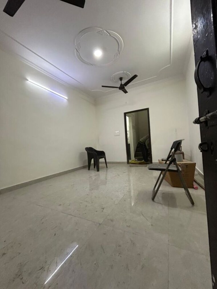 Team Area, rohini sector 8 3 Bedroom 280 Sq.Ft. Independent House In Rohini Sector 8 Delhi 9970438