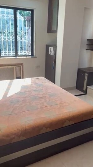 Bedroom in 3 BHK Apartment at Chembur – for Rent