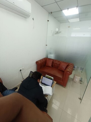   Showroom at International Airport Road – for Sale