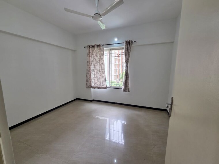 Room, balewadi-apartments 3 Bedroom 1000 Sq.Ft. Apartment In Balewadi Pune 9970524