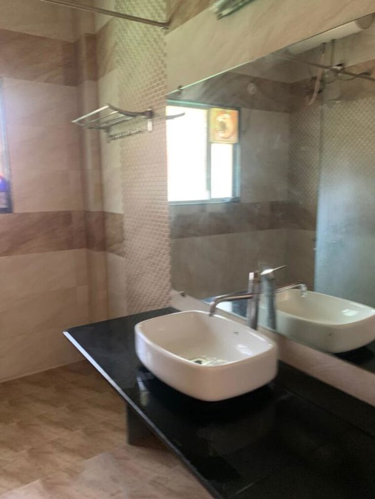 Bathroom, shiv-malhar-wakad 3 Bedroom 1200 Sq.Ft. Apartment In Wakad Pune 9970539