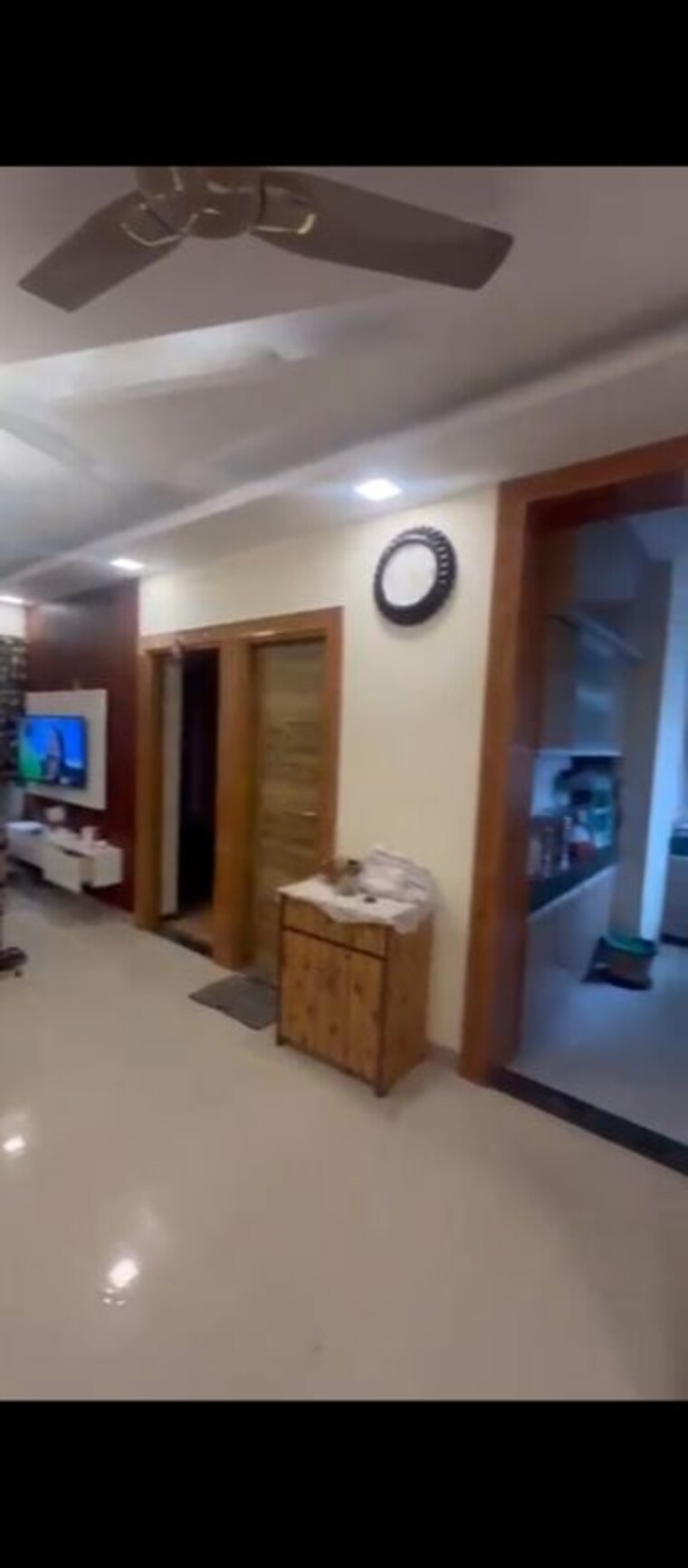 Living Room, sector 84 3 Bedroom 250 Sq.Yd. Builder Floor In Sector 84 Faridabad 9970549