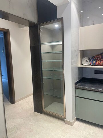 Furnished Amenities in 3 BHK Apartment at Defence Colony – for Rent