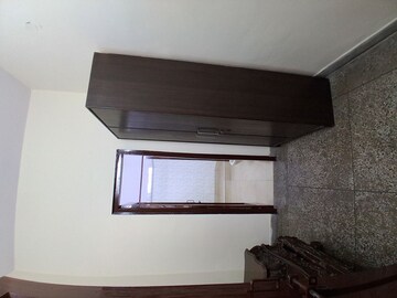 Furnished Amenities in 2 BHK Builder Floor at Rajouri Garden – for Rent