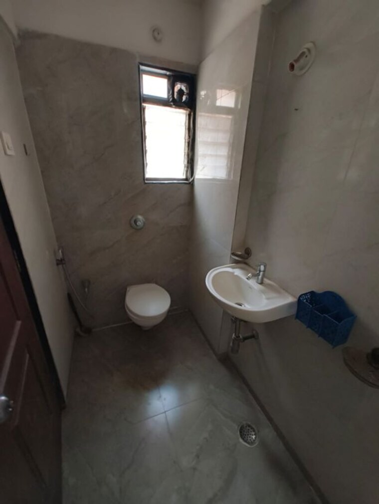 Bathroom, cosmos-orchid 1 Bedroom 400 Sq.Ft. Apartment In Ghodbunder Road Thane 9970572