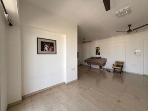 Room in 2 BHK Apartment at Lodha Palava Exotica, Dombivli East – for Rent