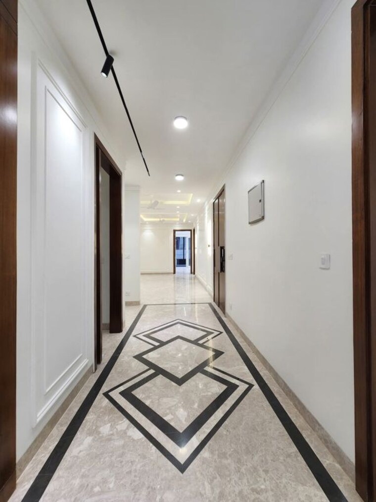 undefined, chattarpur 4 Bedroom 2000 Sq.Ft. Builder Floor In Chattarpur Delhi 9970607