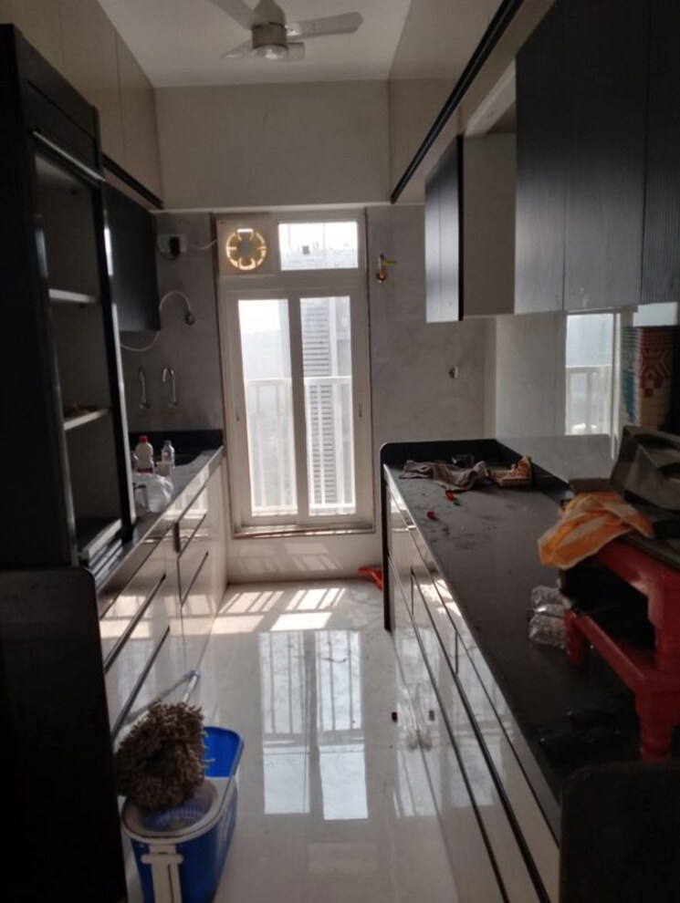 Kitchen, zee-ashtavinayak 2 Bedroom 700 Sq.Ft. Apartment In Andheri West Mumbai 9970621