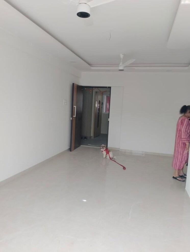 Room, zee-ashtavinayak 2 Bedroom 700 Sq.Ft. Apartment In Andheri West Mumbai 9970621