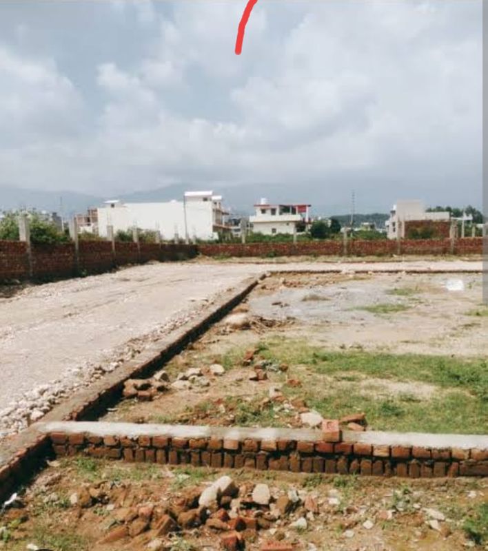 Plot For Sale in Sector 85