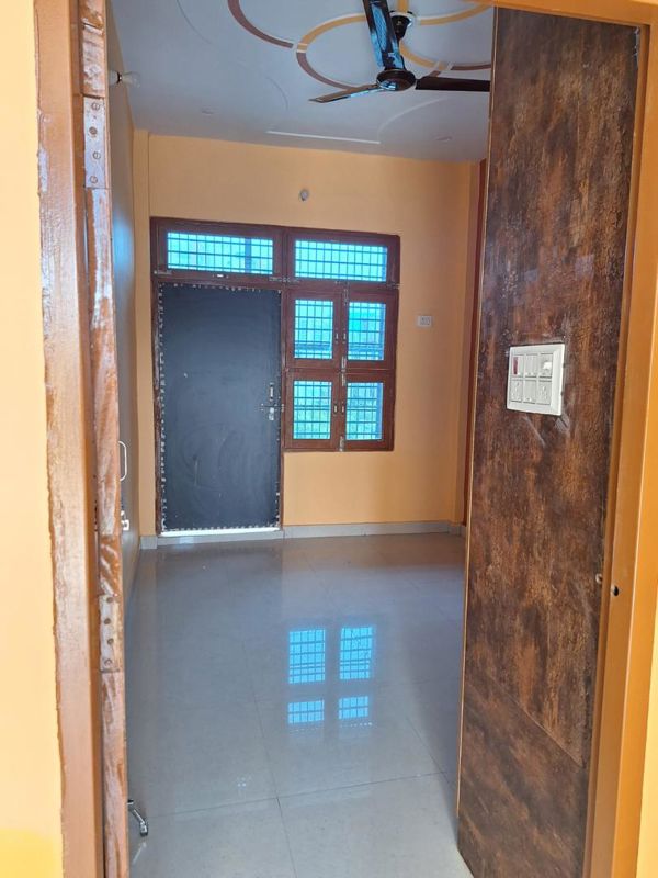 2 BHK Independent House For Rent in Migsun Alpha Central