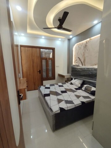 3 BHK Builder Floor For Sale in Uttam Nagar