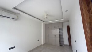 Room in 3 BHK Apartment at Emaar Marbella, Sector 66 – for Rent