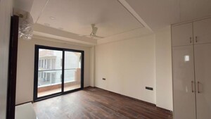 Room in 3 BHK Apartment at Emaar Marbella, Sector 66 – for Rent