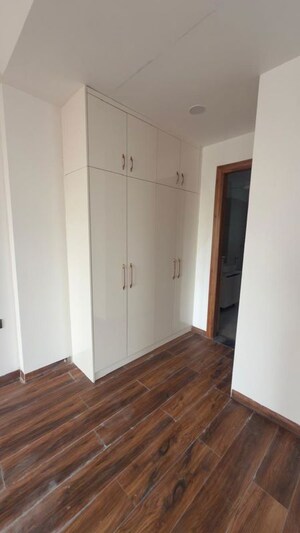 Room in 3 BHK Apartment at Emaar Marbella, Sector 66 – for Rent