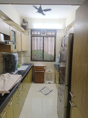 Team Area in 2 BHK Apartment at Lodha Paradise, Majiwada – for Rent