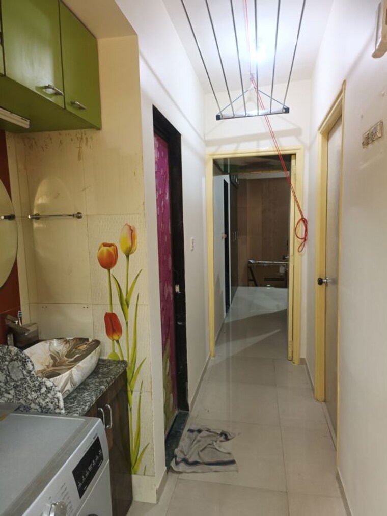 Bathroom, lodha-paradise 2 Bedroom 650 Sq.Ft. Apartment In Majiwada Thane 9970615