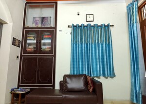 Living Room in 5 BHK Independent House at Unitech South City, South City – for Sale