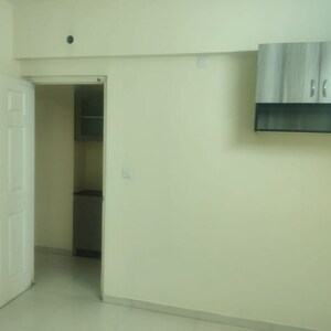 Room in 2 BHK Apartment at Casagrand Lorenza, Agrahara Badavane – for Rent